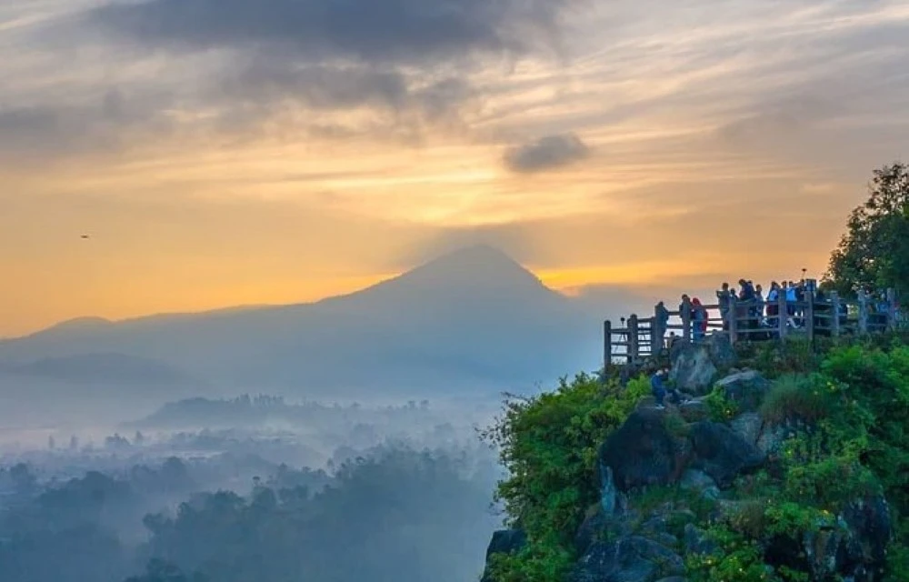 Tebing Keraton